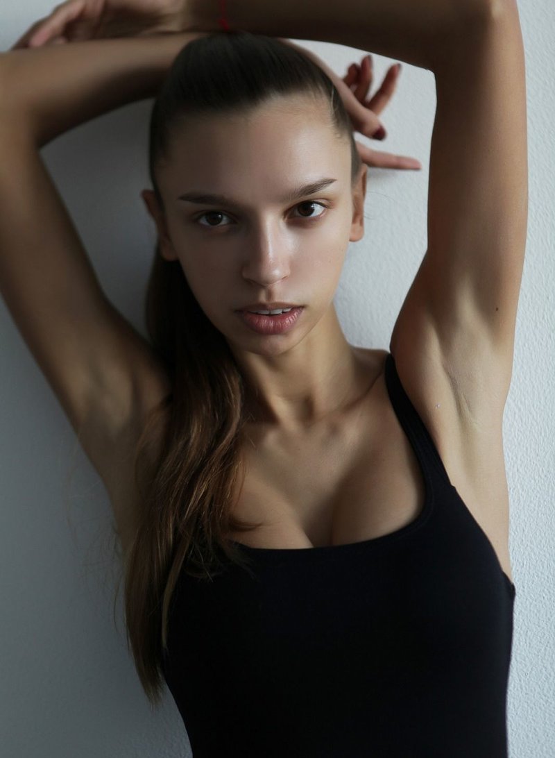 Яна, 65